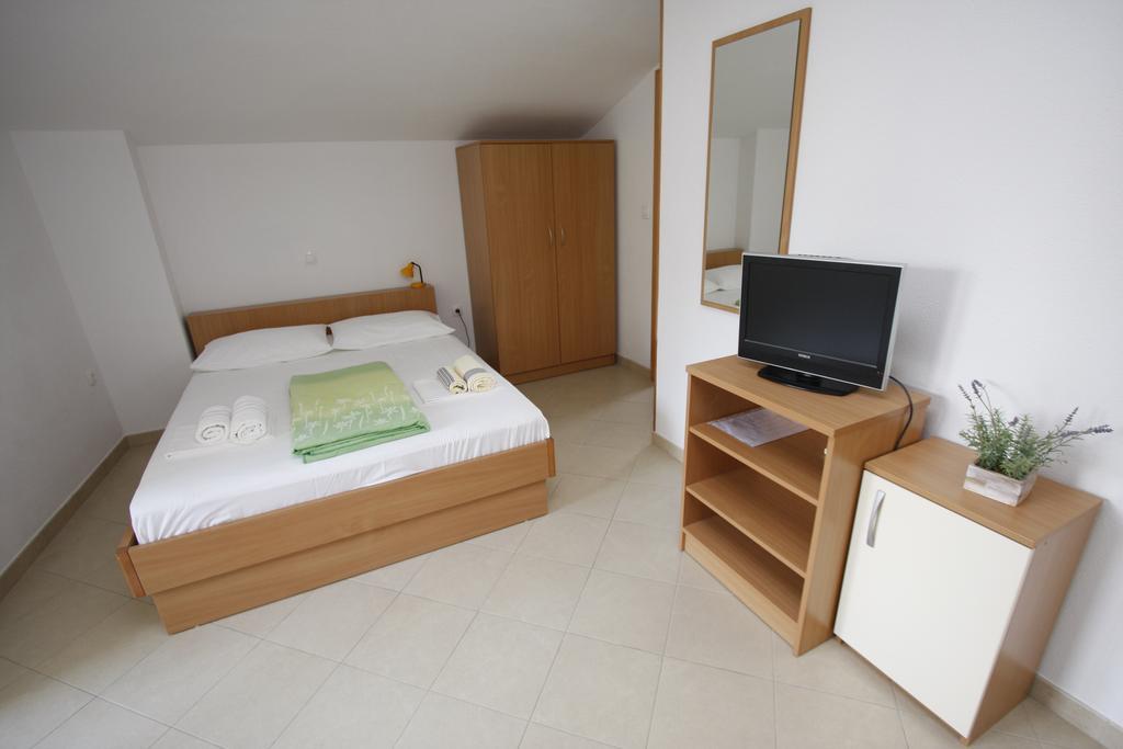 Apartment Neva