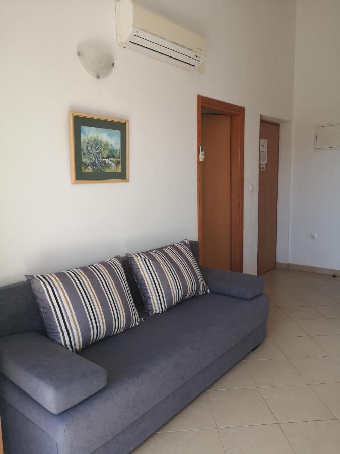 Apartment Neva Makarska